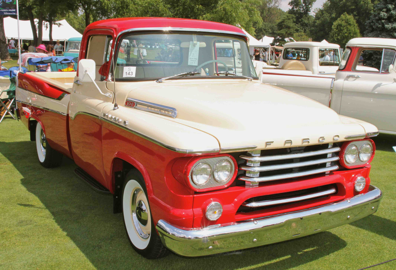 Illustration for article titled Chrysler's 1958 Station Wagon-Styled Pickup Truck